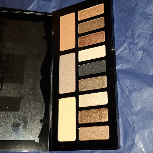 Kat Von D Palette - Picture 6 of 8